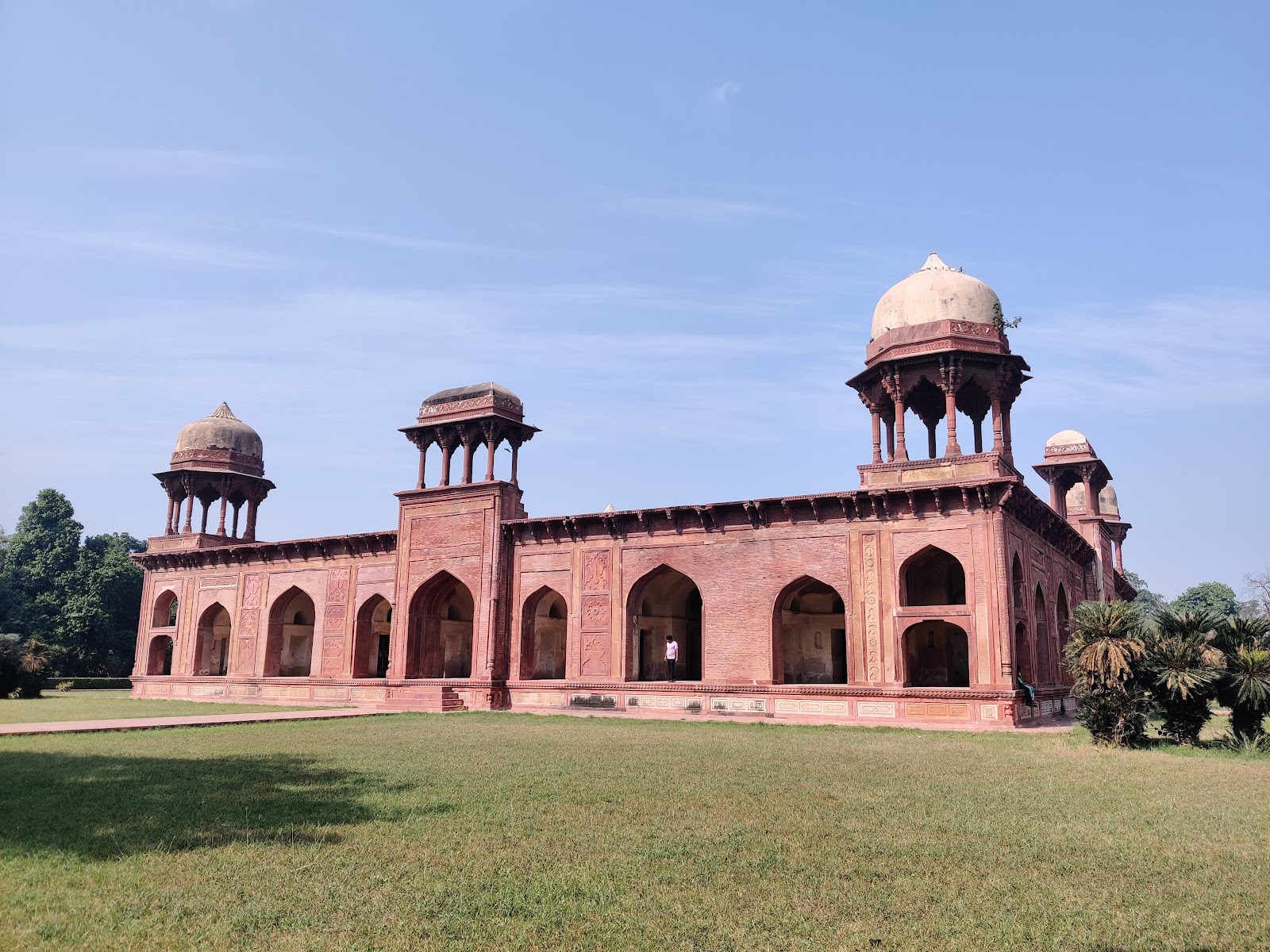 Tomb of Mariam-UZ-Zamani