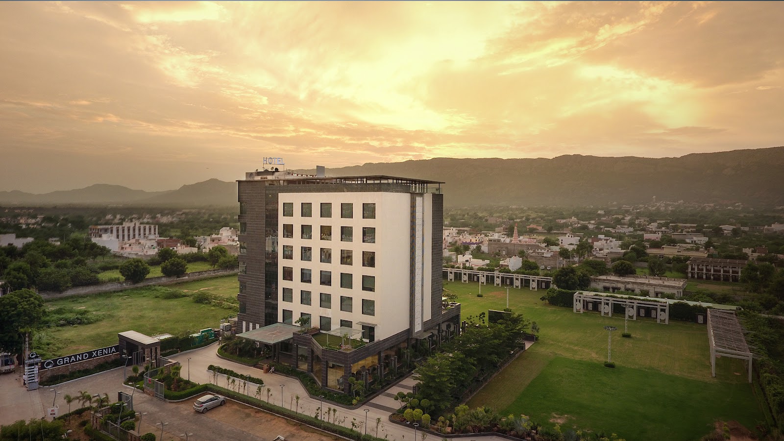 Hotel Grand Xenia