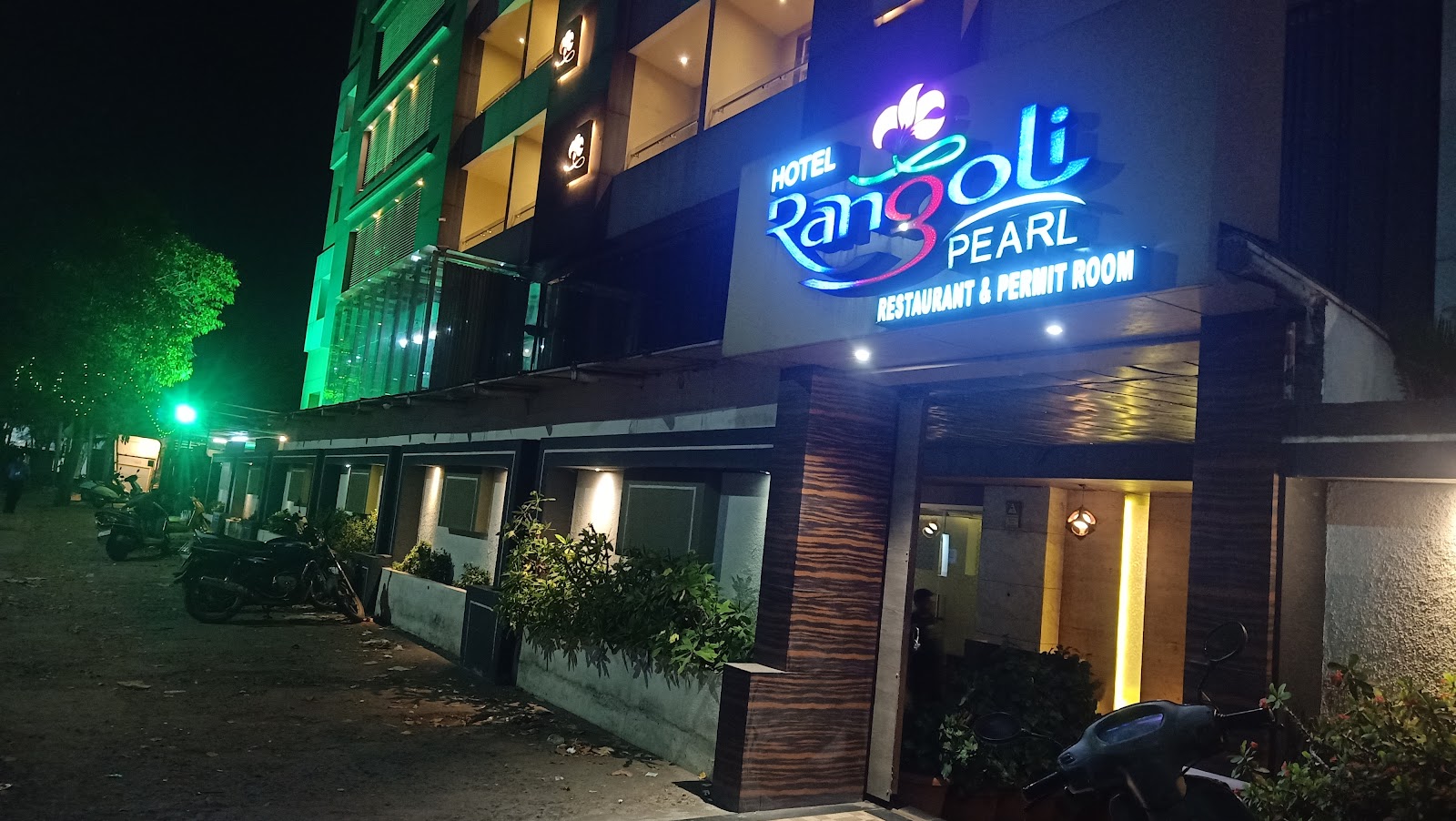 Rangoli Restaurant and Bar