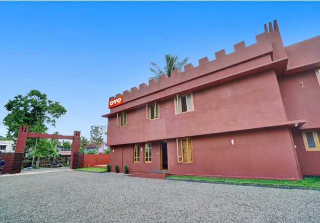 OYO Flagship 83172 Royal Rooms