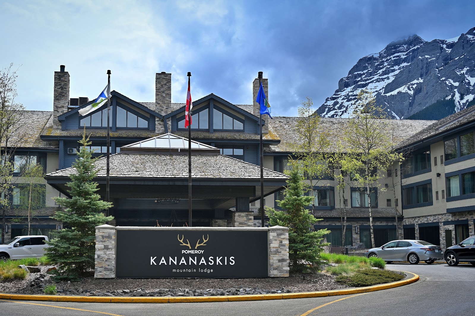 Pomeroy Kananaskis Mountain Lodge