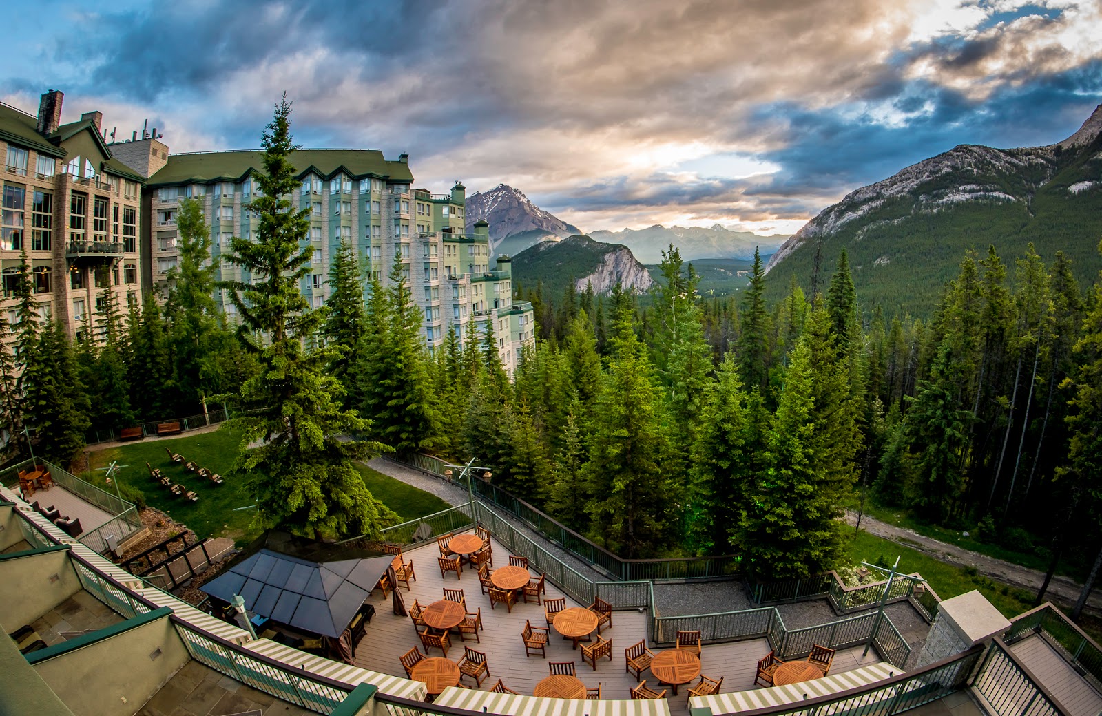 The Rimrock Resort Hotel