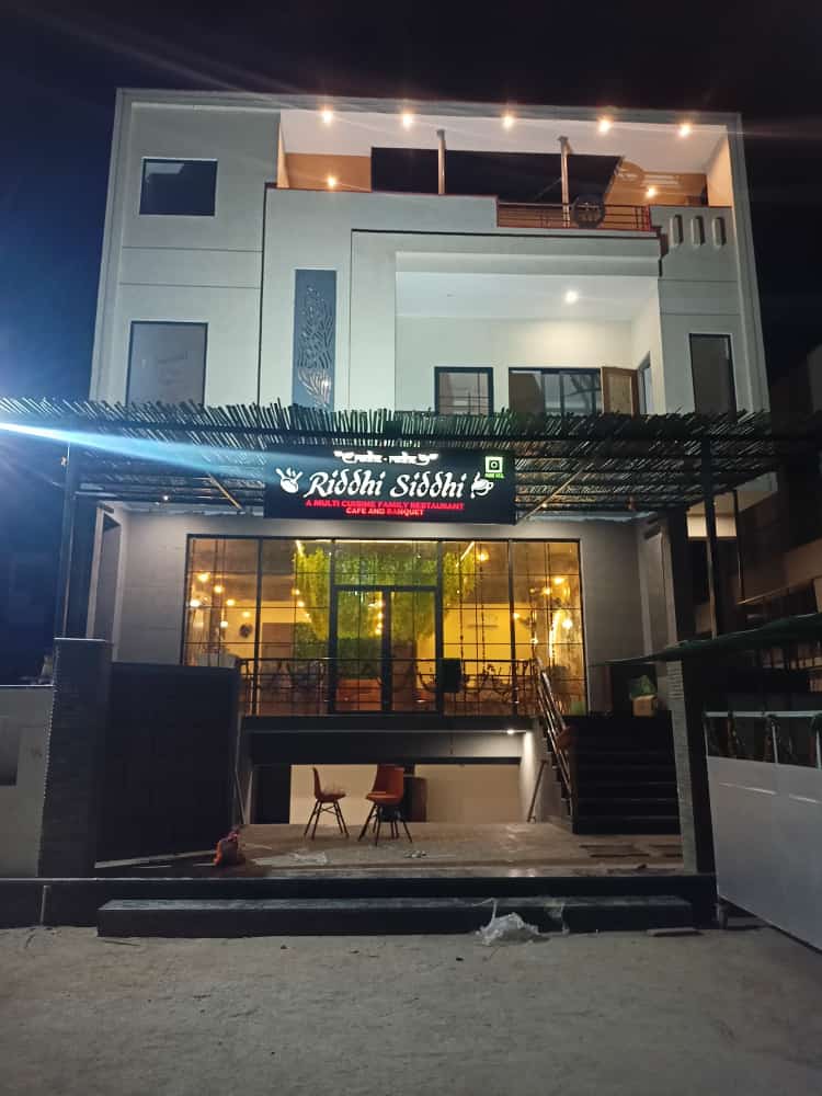 Riddhi Siddhi restaurant and cafe