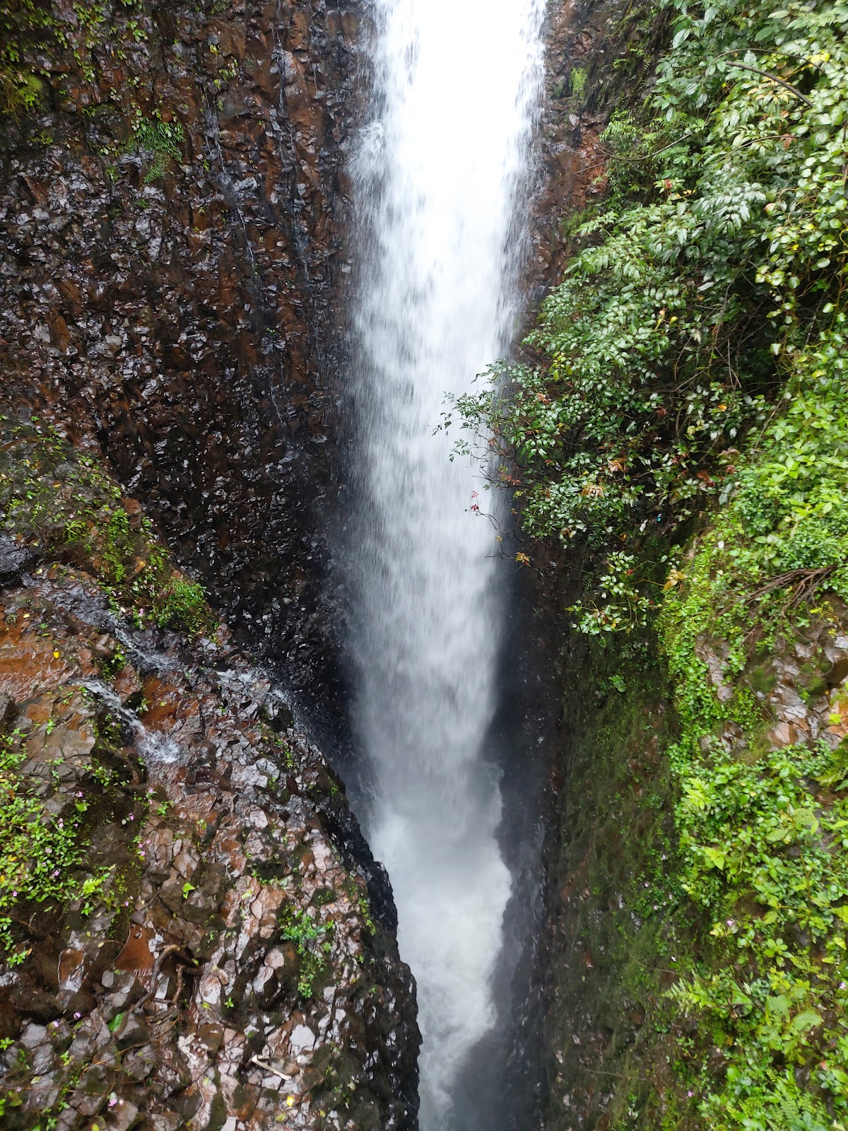 Nangartas Waterfalls