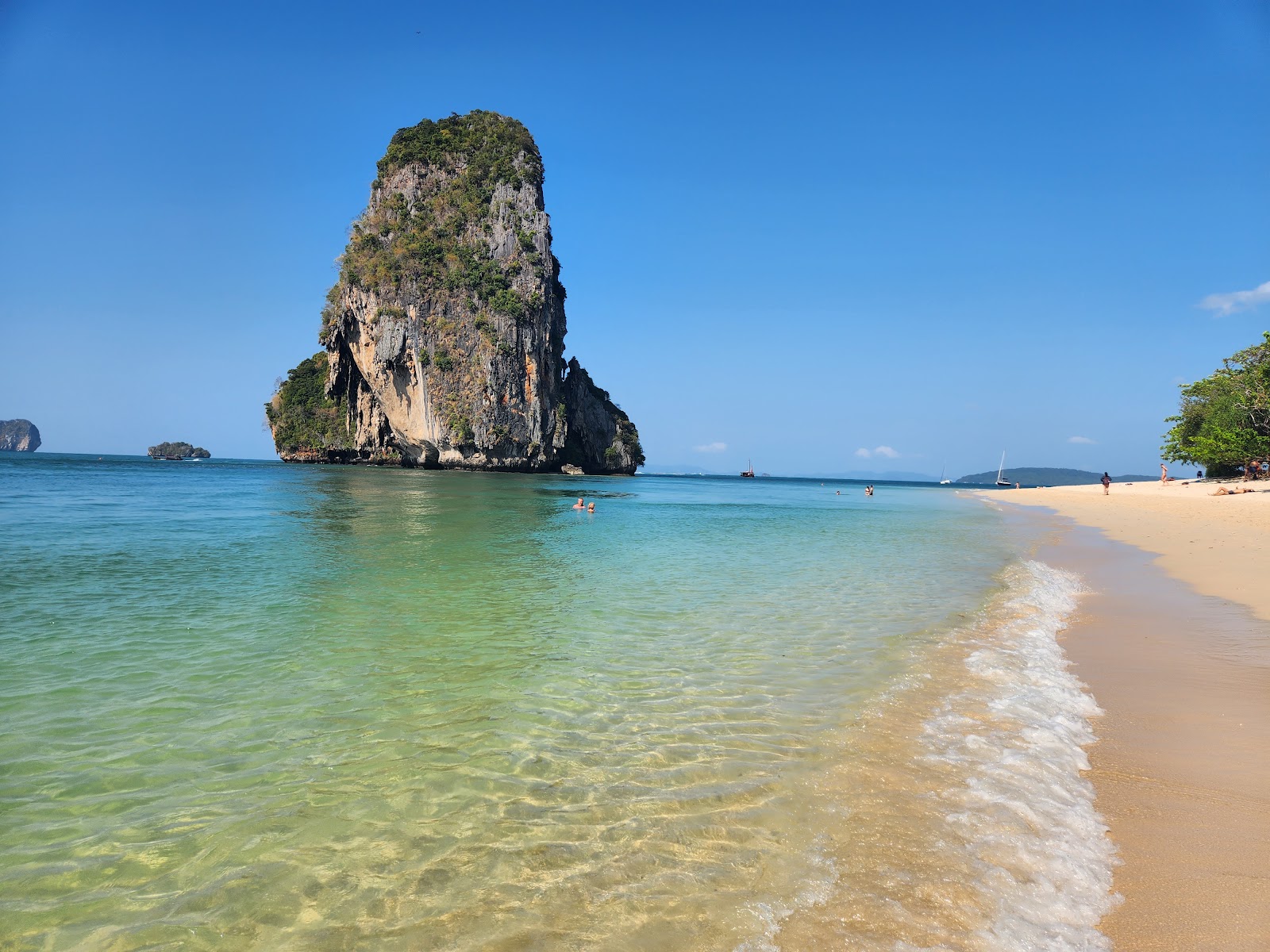 Phra nang Cave Beach