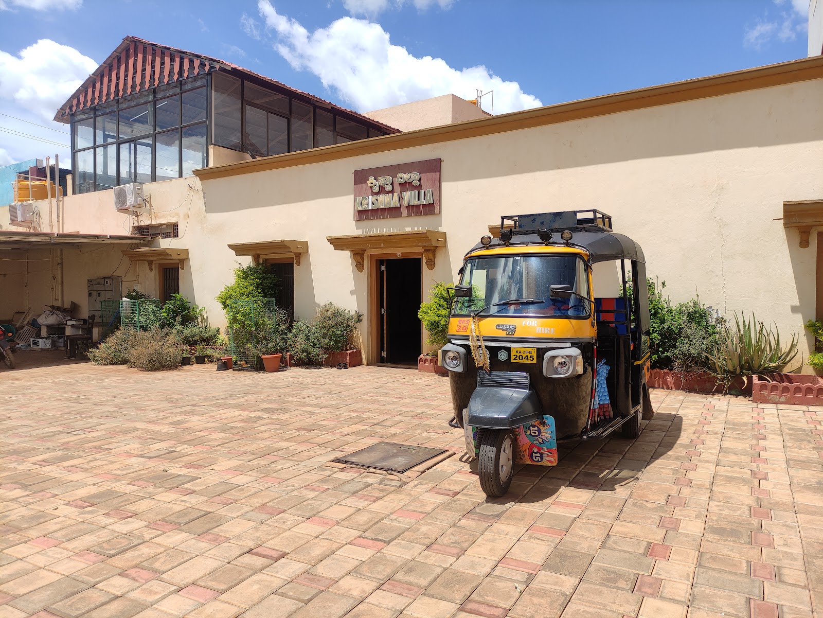 KRISHNA VILLA BADAMI