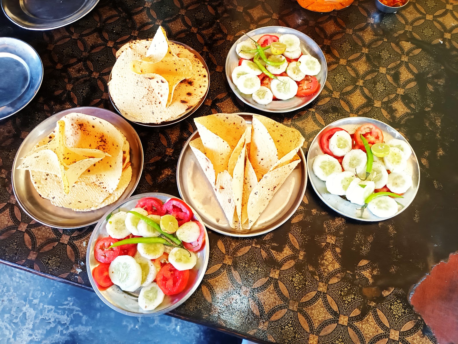 Braham Kamal Restaurant