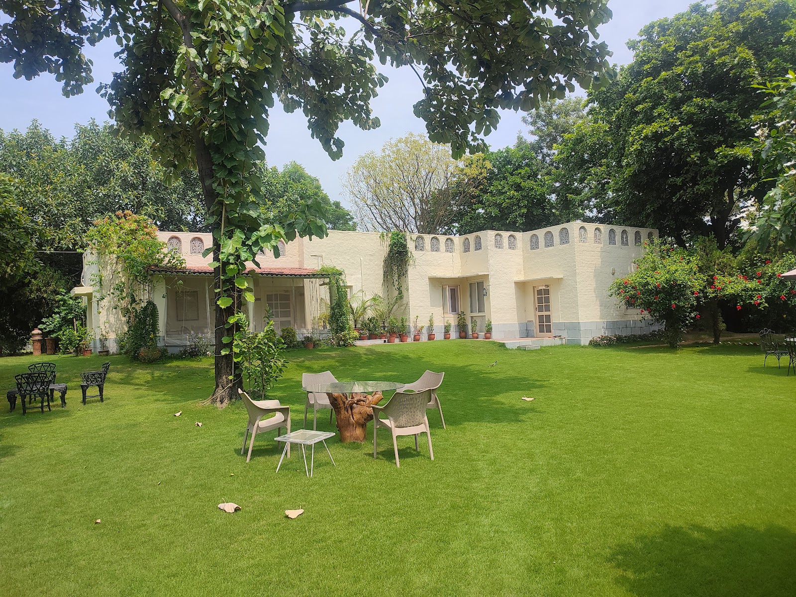 Dak Bungalow, Dera Bassi