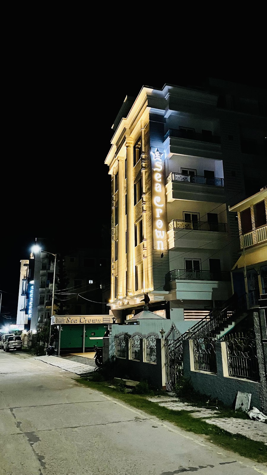 HOTEL SEA CROWN