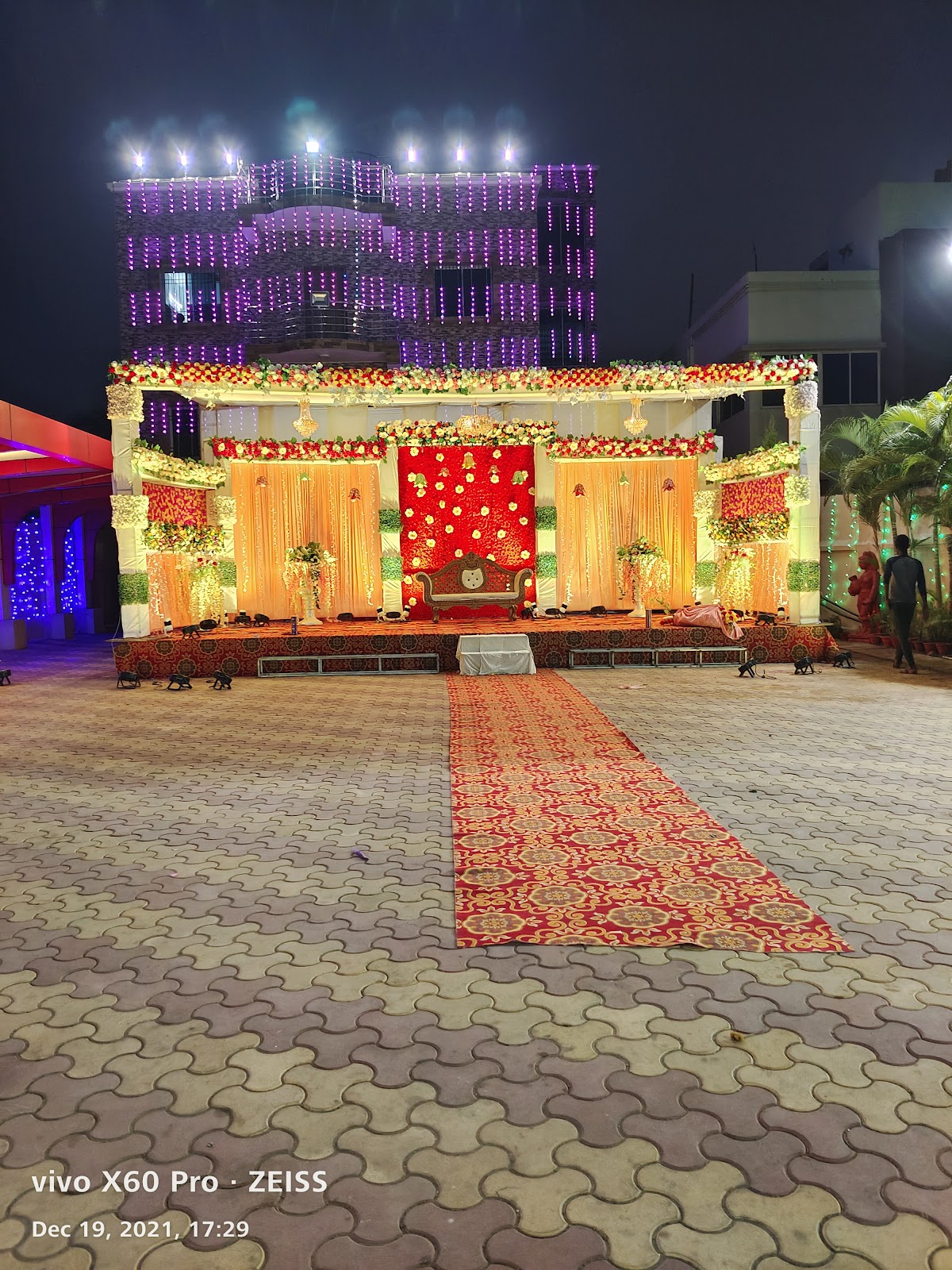 HOTEL NILADRI INN
