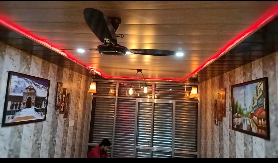 Friends cafe Pandoh