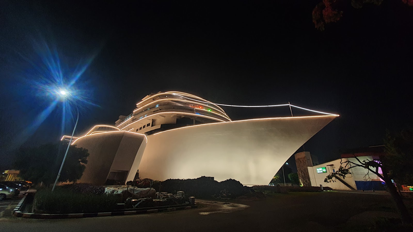 Pacific Palace Hotel