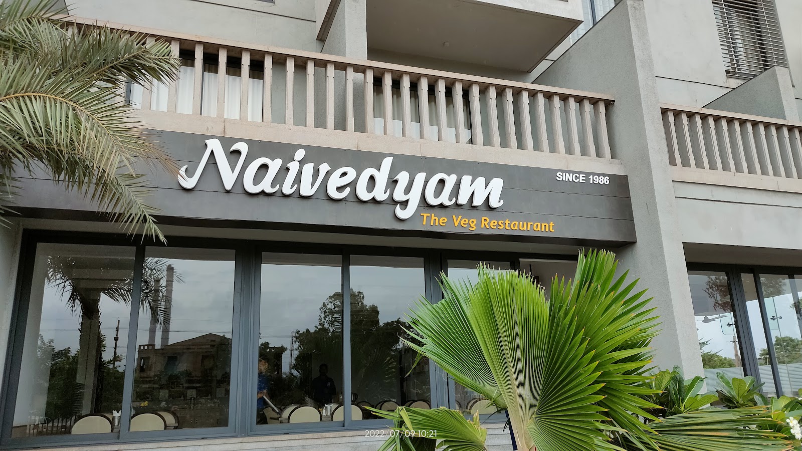 Naivedyam Veg Restaurant