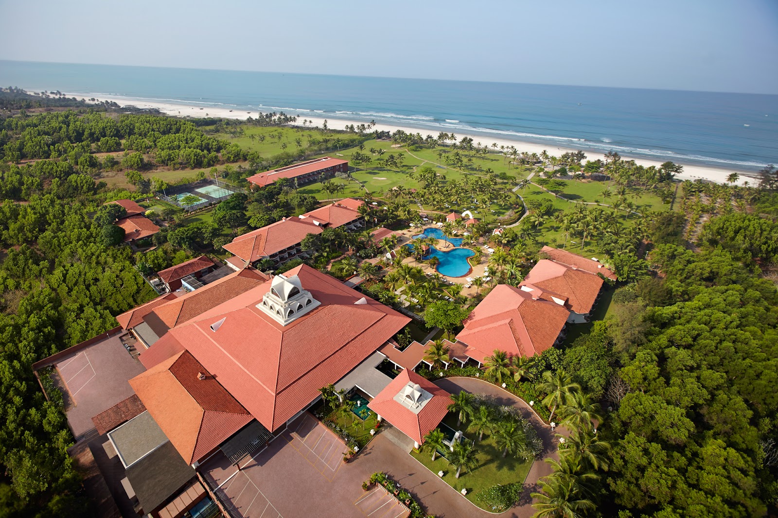 Caravela Beach Resort