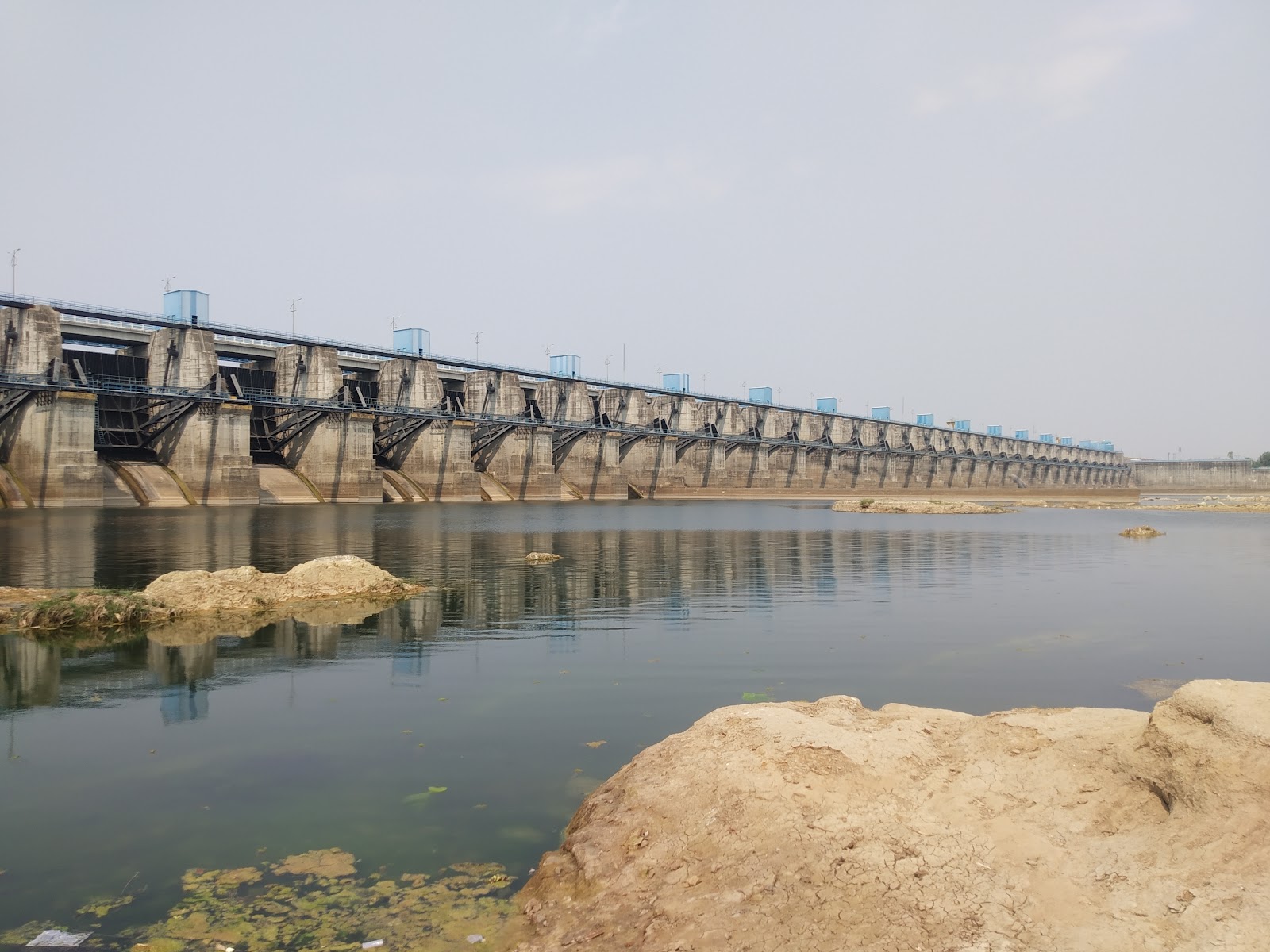 Gosekhurd Dam,Spillway