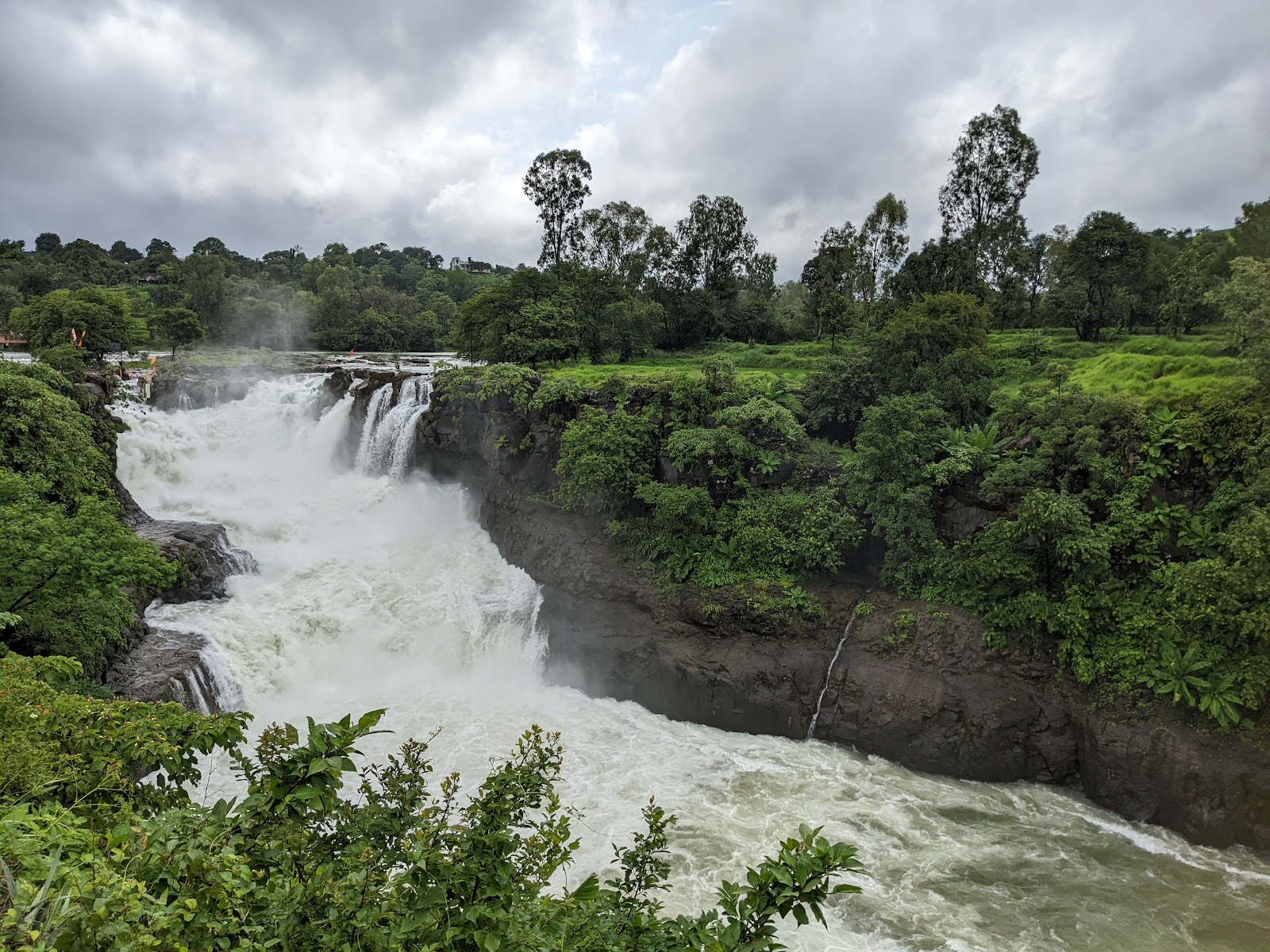 Randha Waterfall