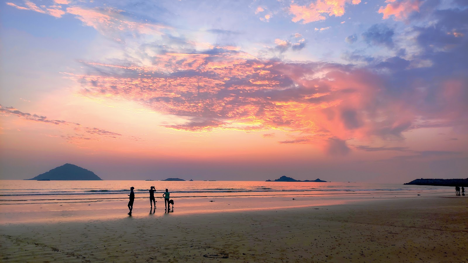 Tenginagundi Beach