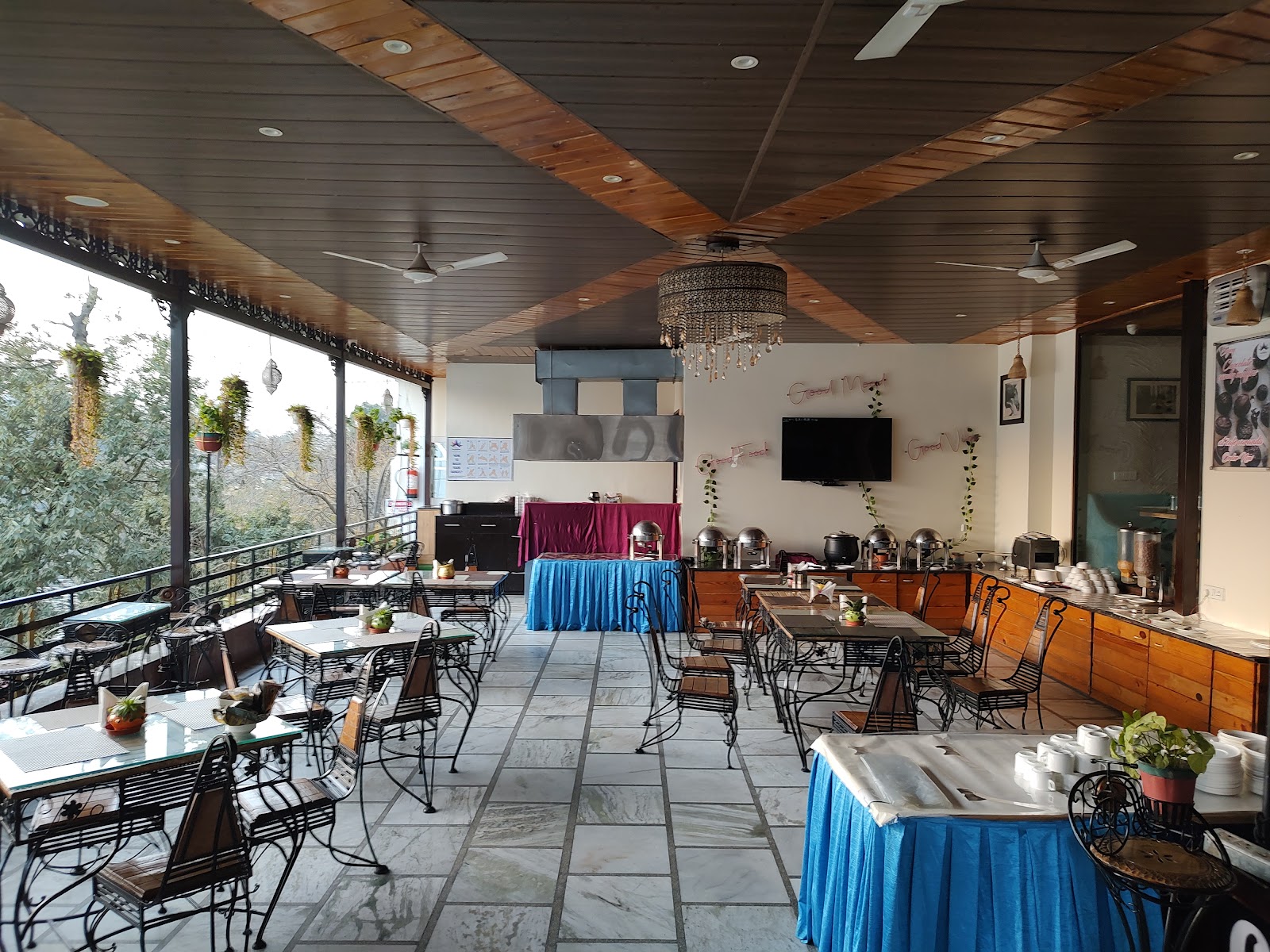 Pine Wood Restaurant