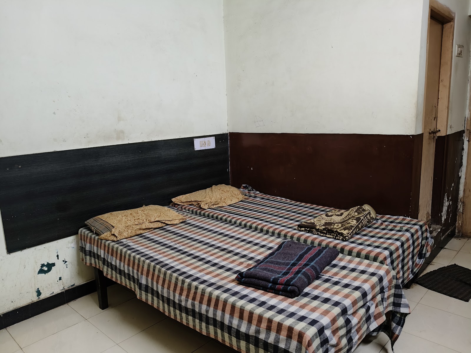 Anand Lodge, Bhusawal