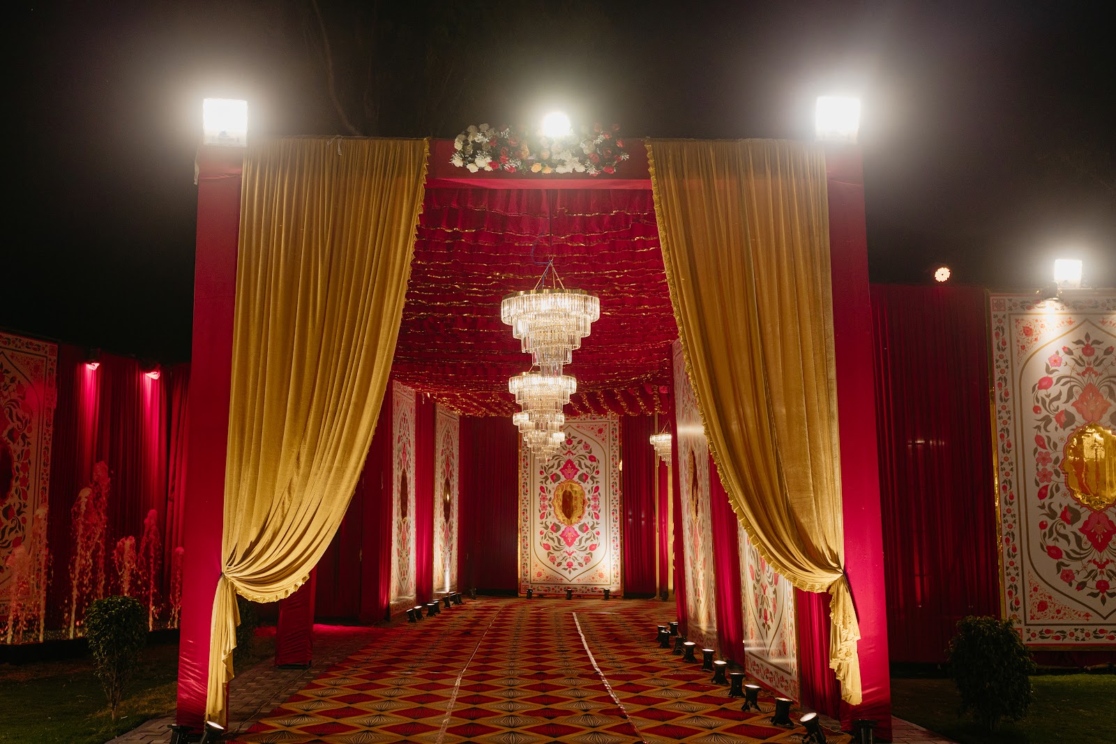 Hotel Grand Lotus