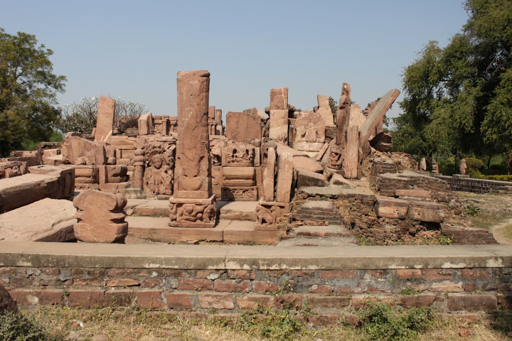 Shri Dewrani Jethani Temple