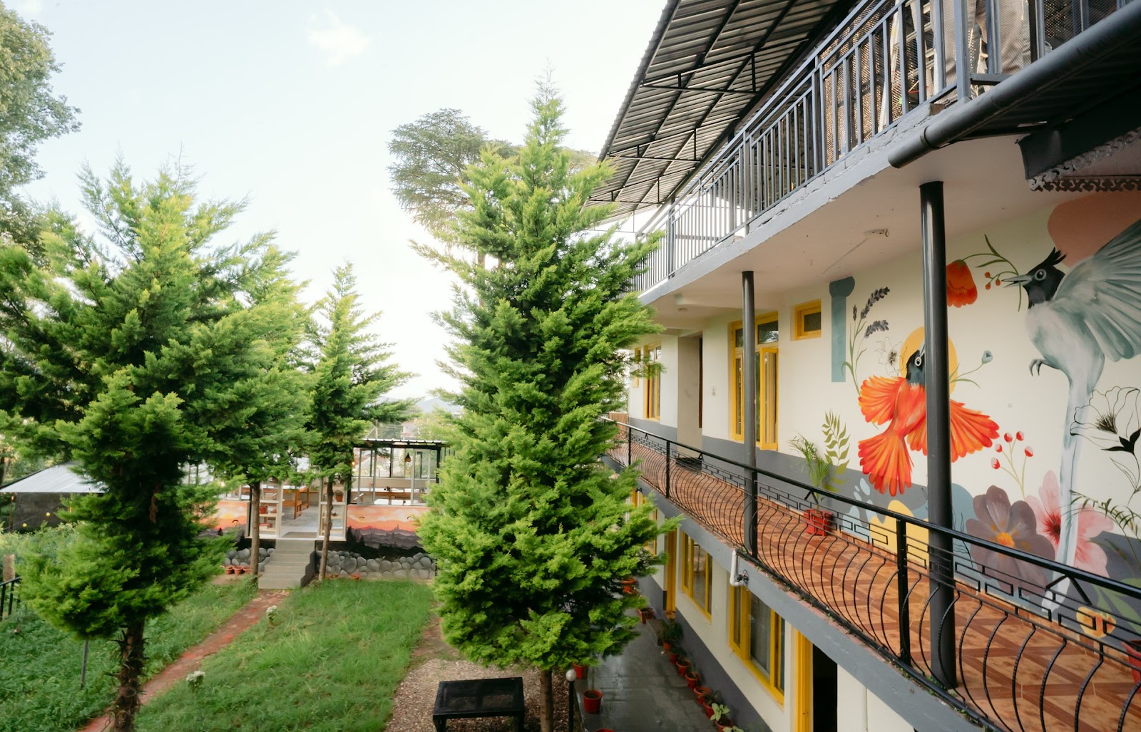 The Hosteller Bir
