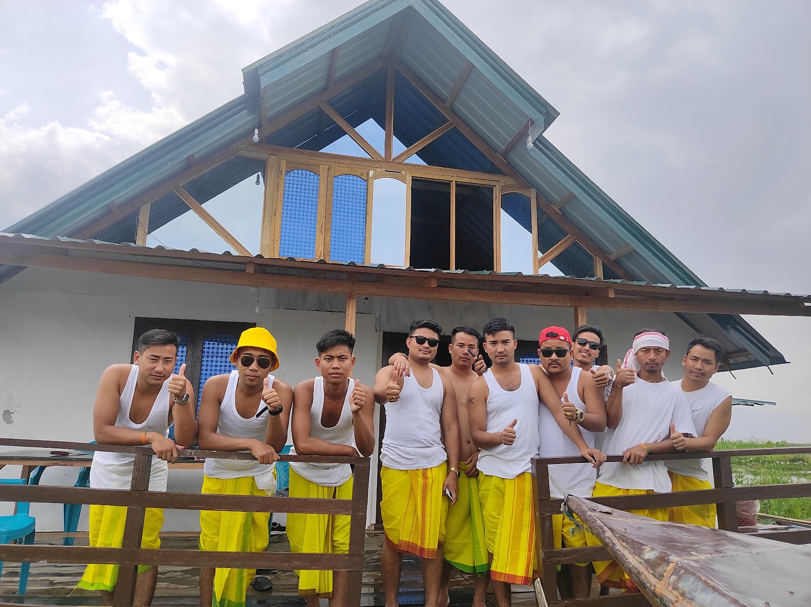 LOKTAK AQUA INN FLOATING HOMESTAY