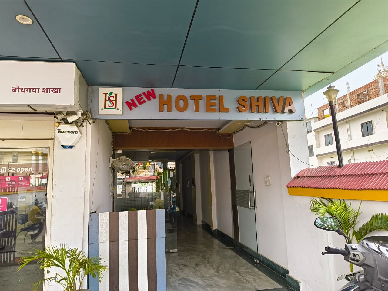 New Hotel Shiva