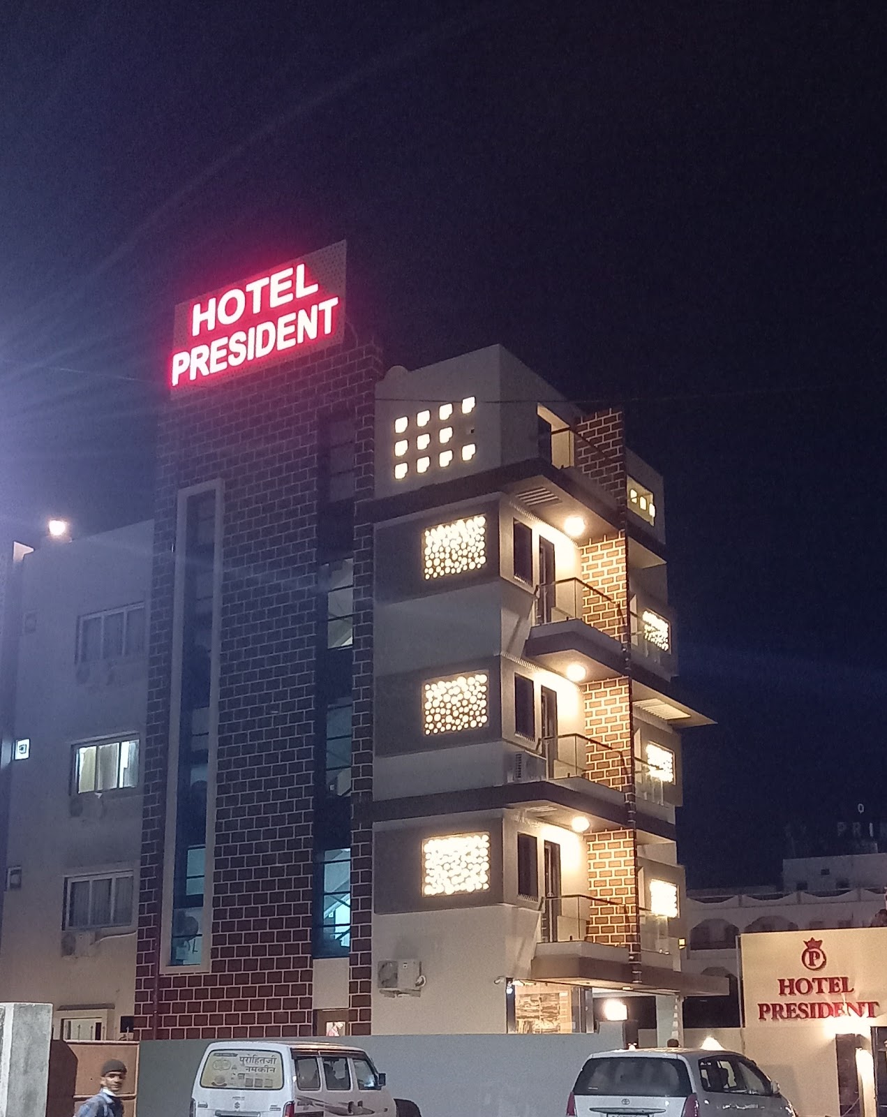 Hotel President