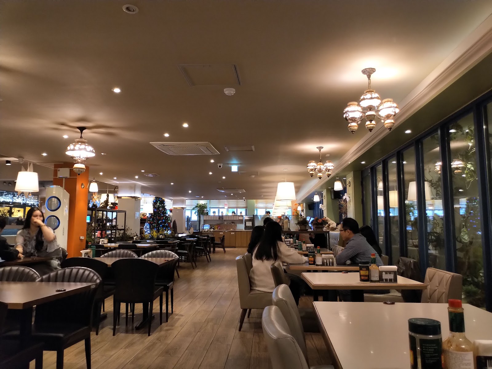Lee Jae Mo Pizza, Busan Headstore