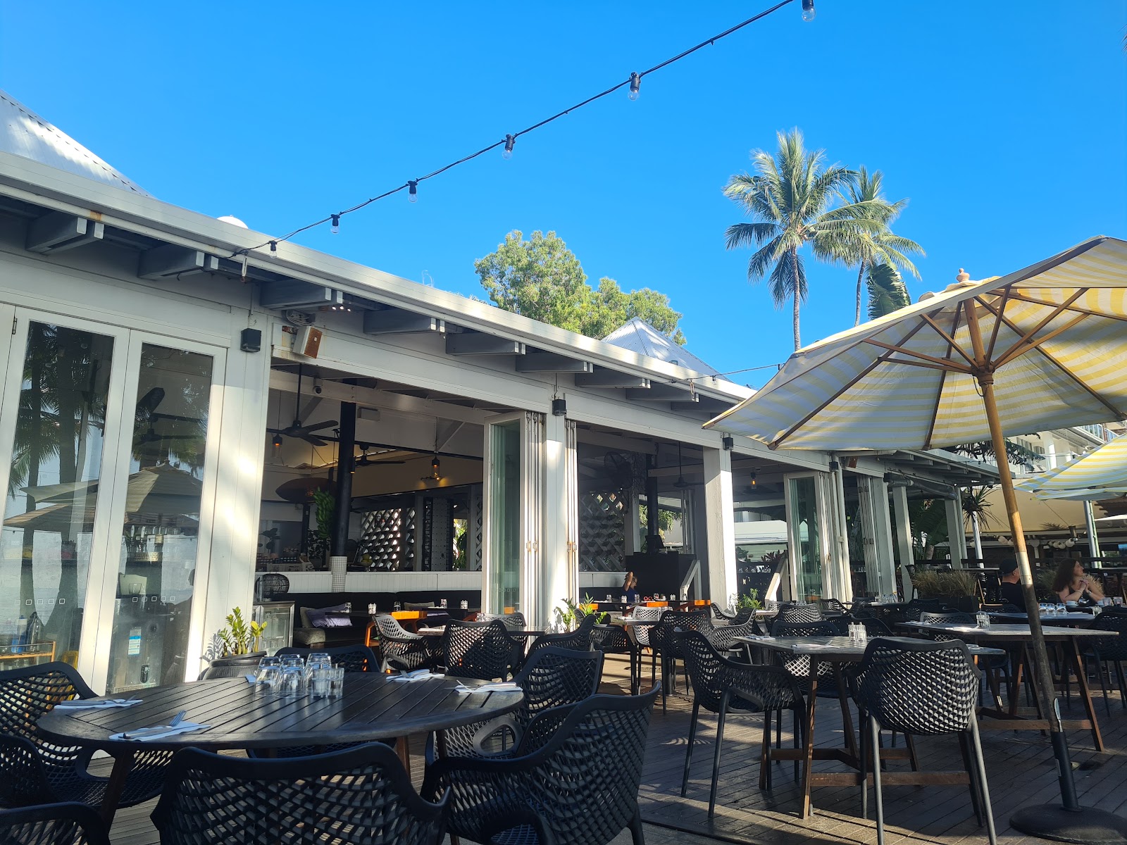 Nu Nu Restaurant