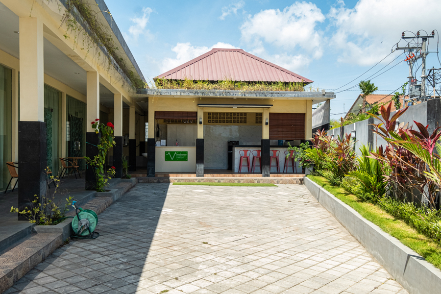 RedDoorz Hostel @ Raya Canggu