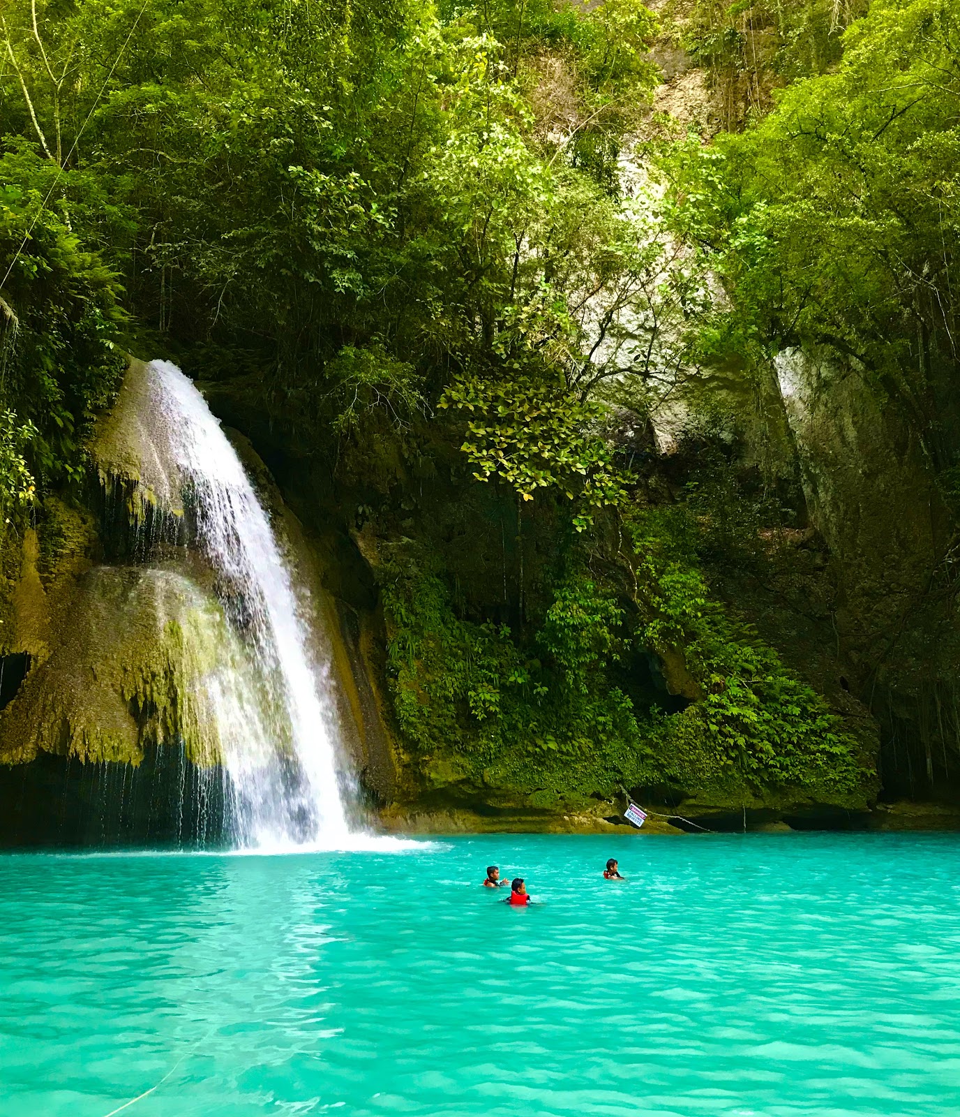 Kawasan Falls
