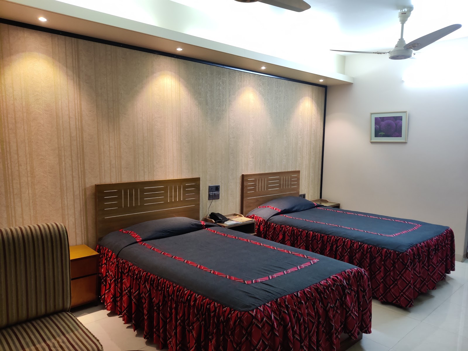 Asian SR Hotel