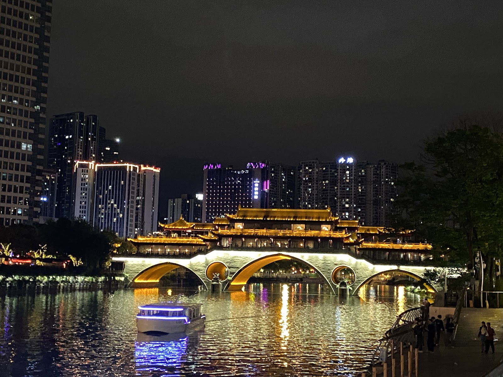 Shangri-La Hotel, Chengdu