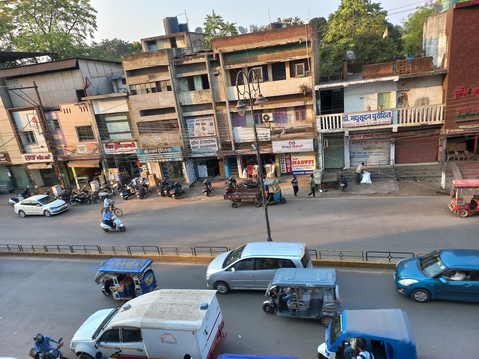 Hotel Trimurti Inn