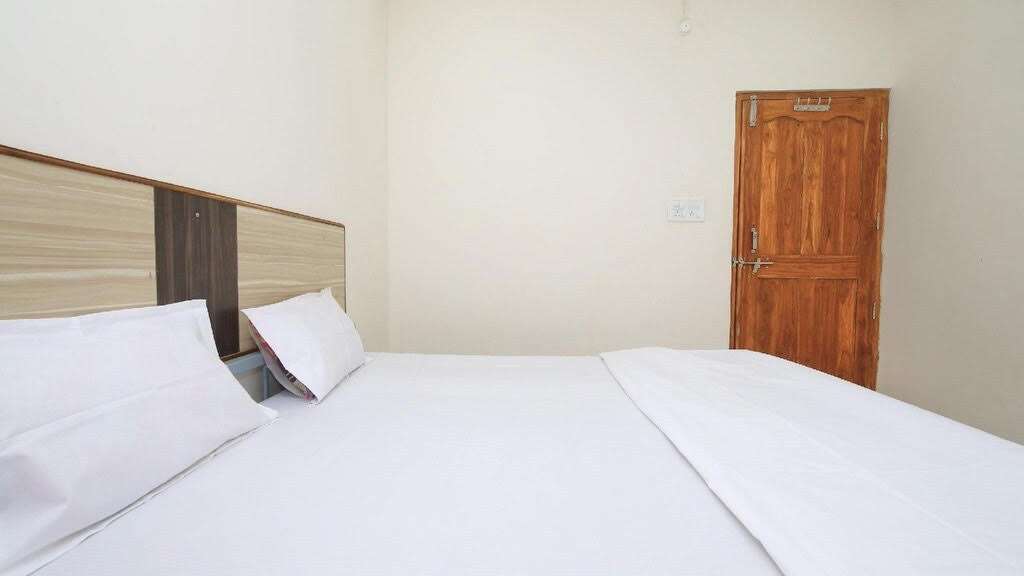 Hotel Gurukripa Guest house Chhindwara | Best Hotel in Chhindwara, Madhya Pradesh