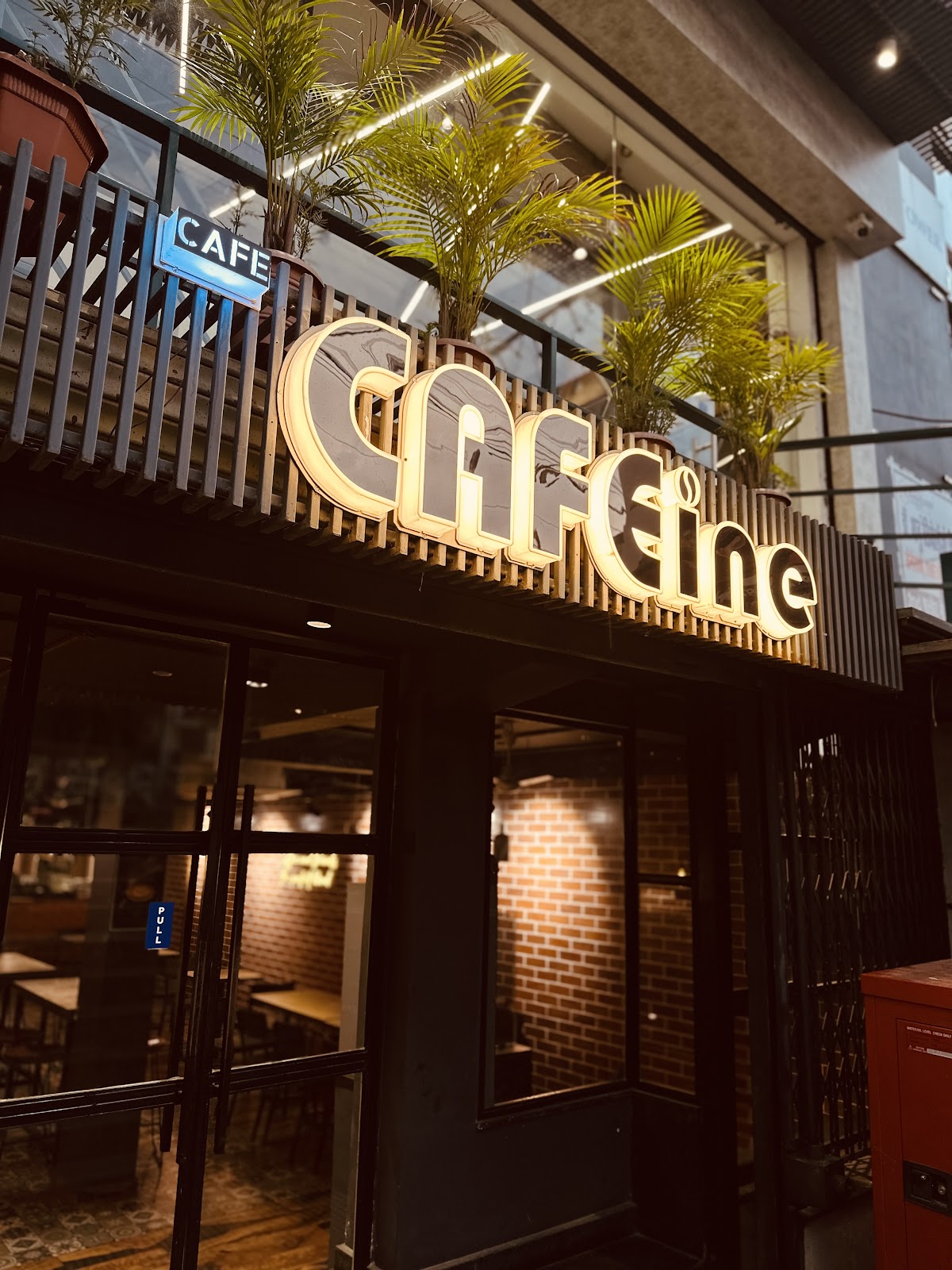 Shri Naivedyam Restaurant & CAFEine
