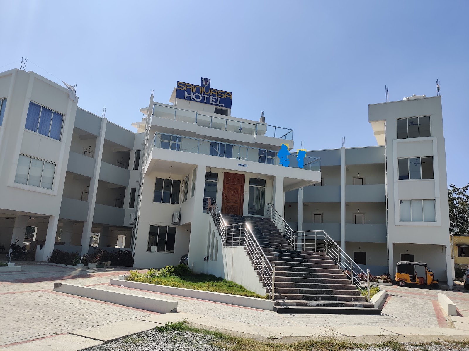 Srinivasa Hotel
