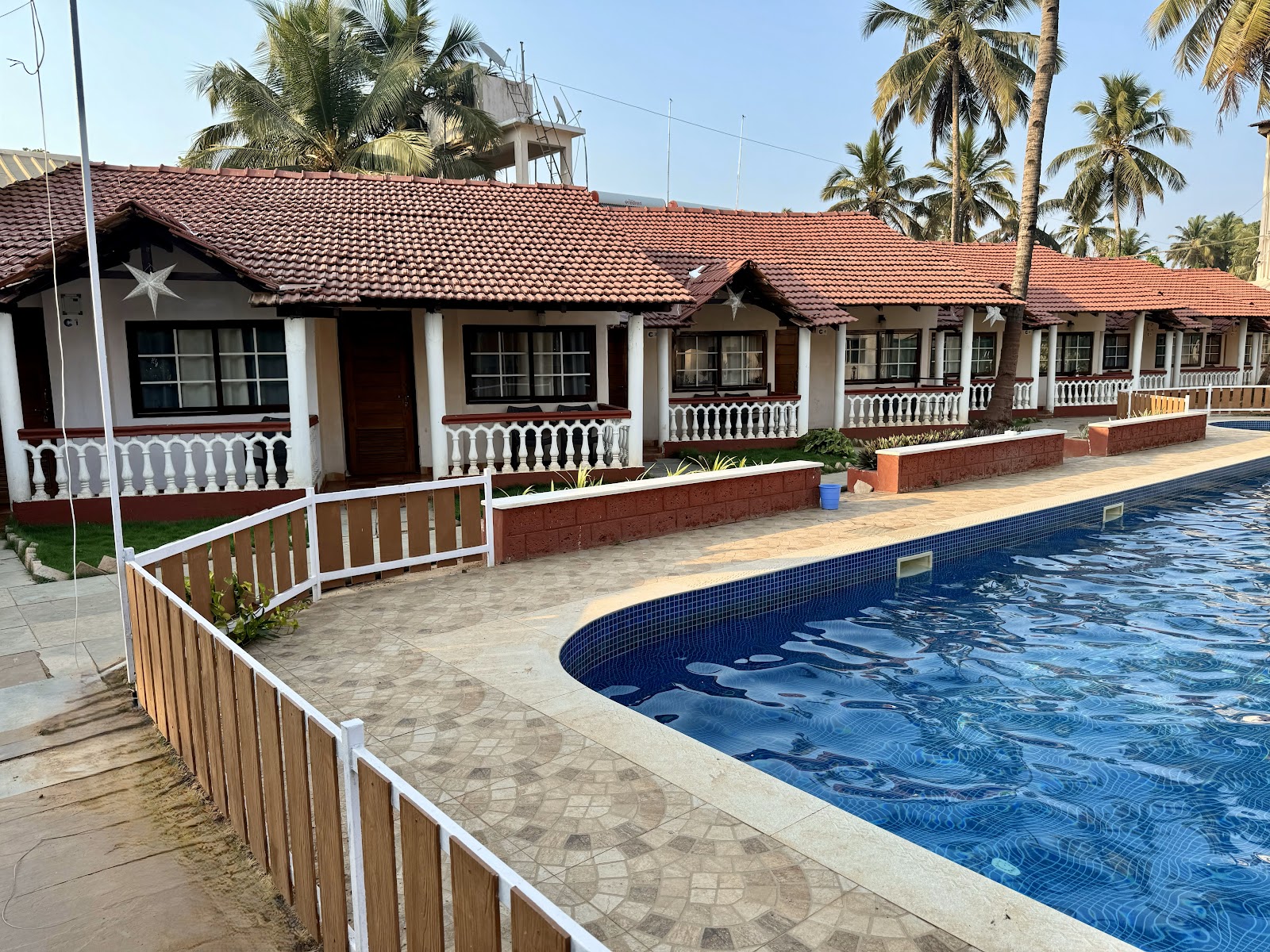 Serafino's Beach Resort