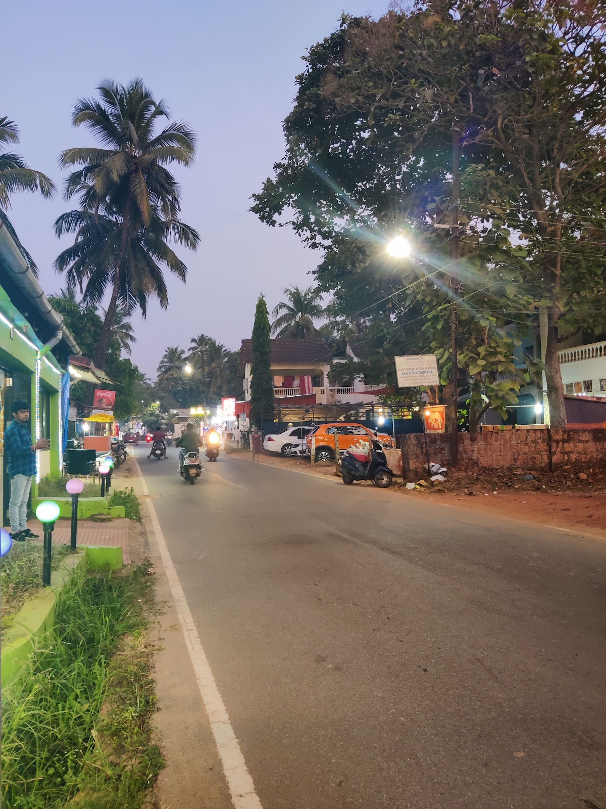 Benaulim Beach Road