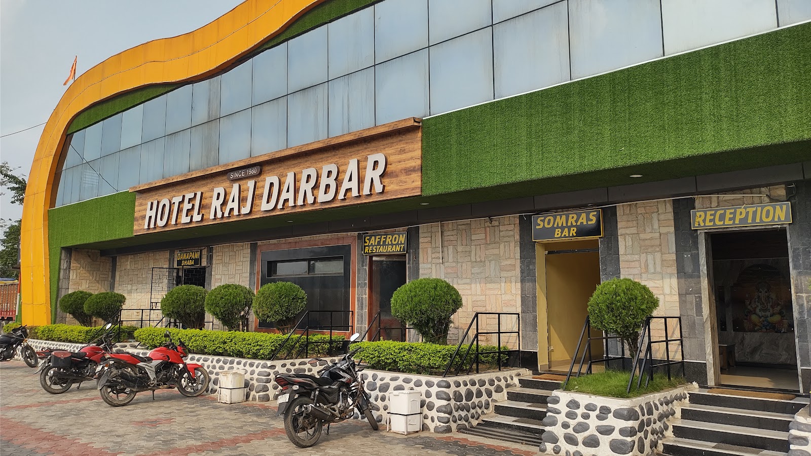 Hotel rajdarbar