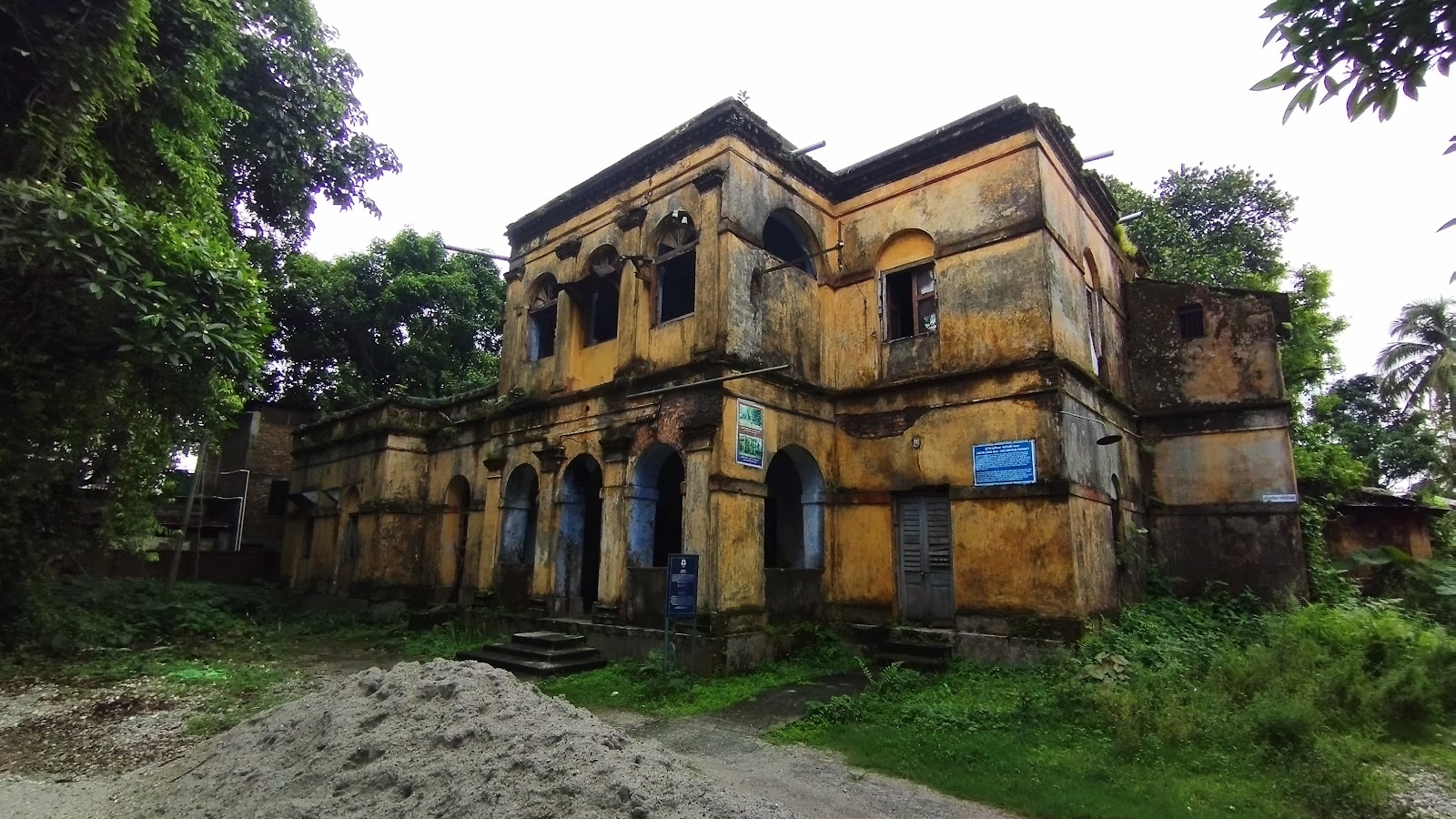 Sabitri Lodge