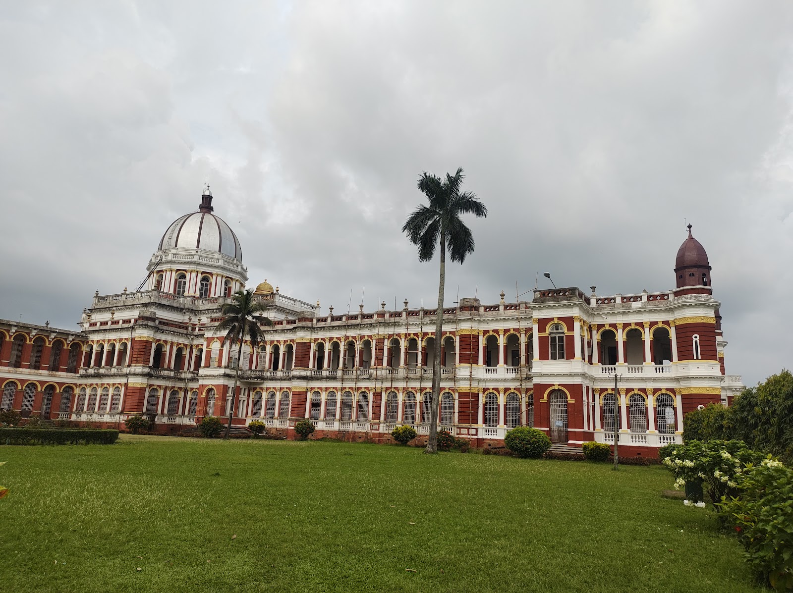 Cooch Behar Rajbari Park