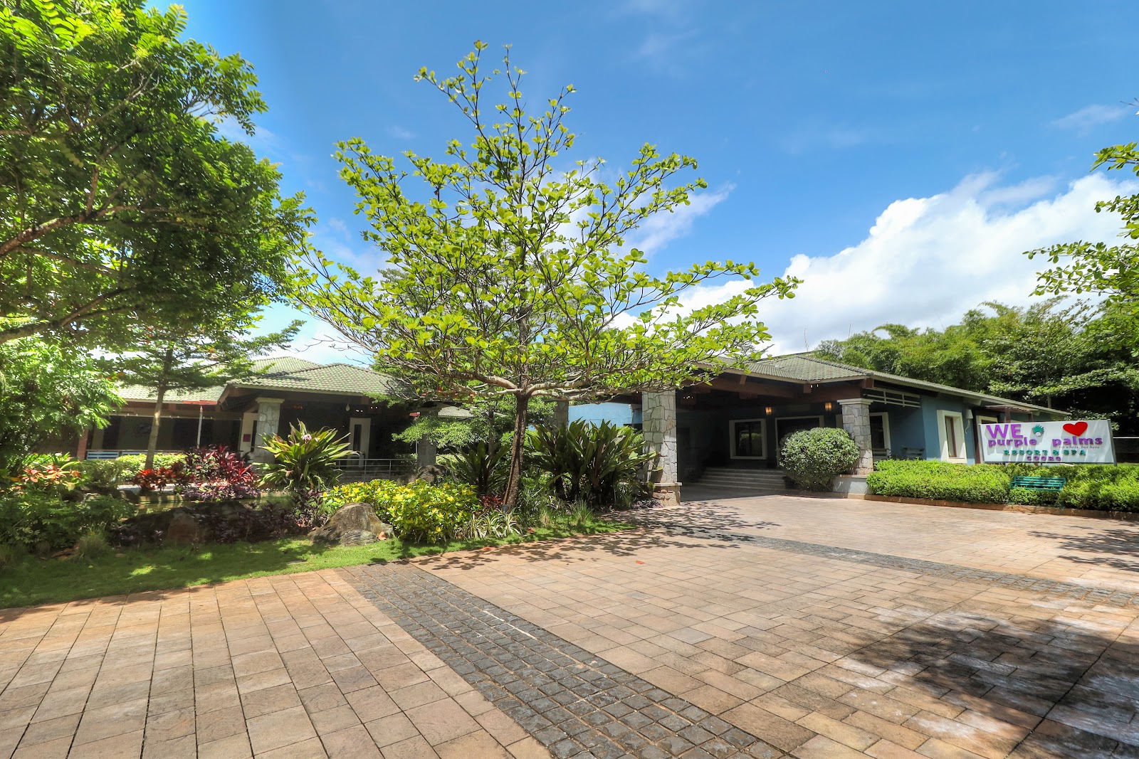 Purple Palms Resort & Spa