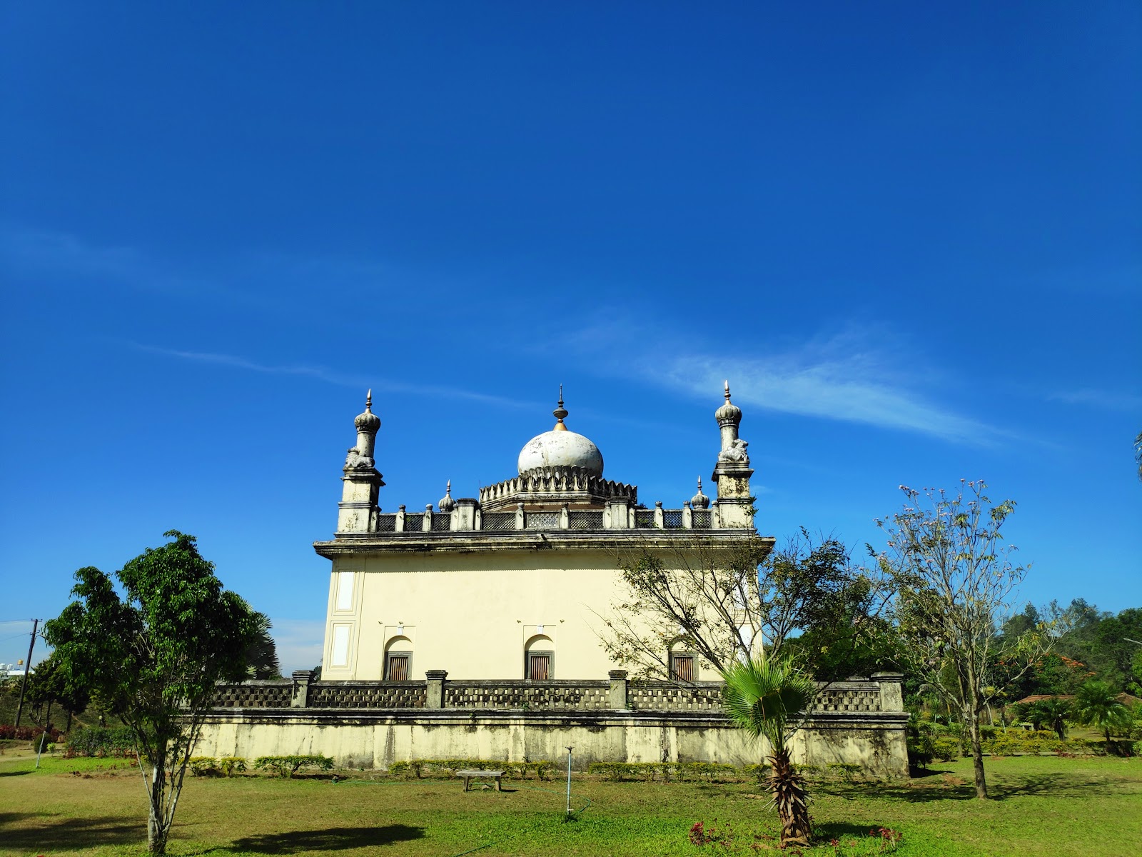 RAJA'S Tomb (Gaddige)