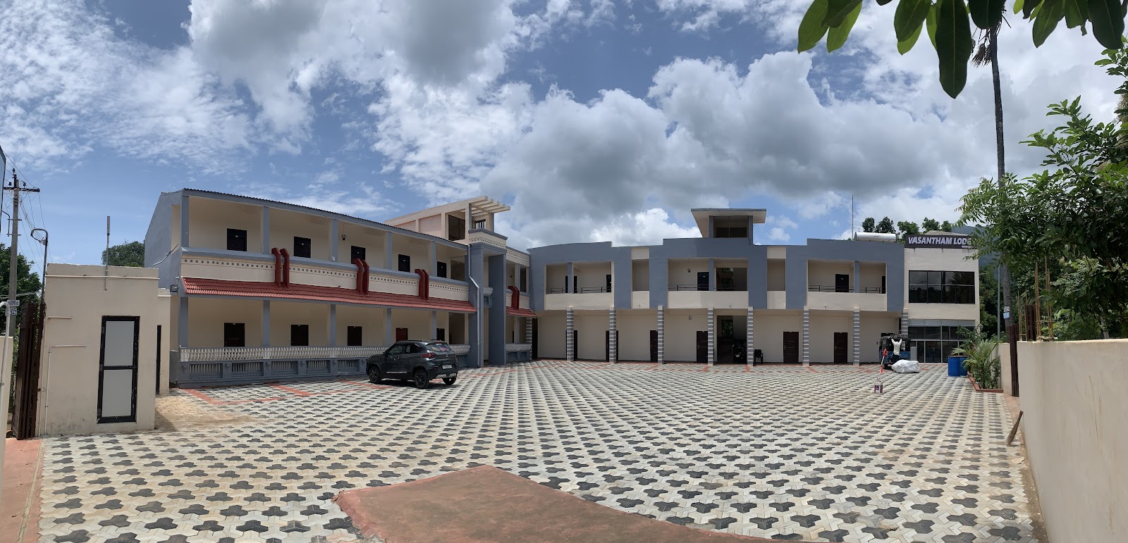 Vasantham lodge