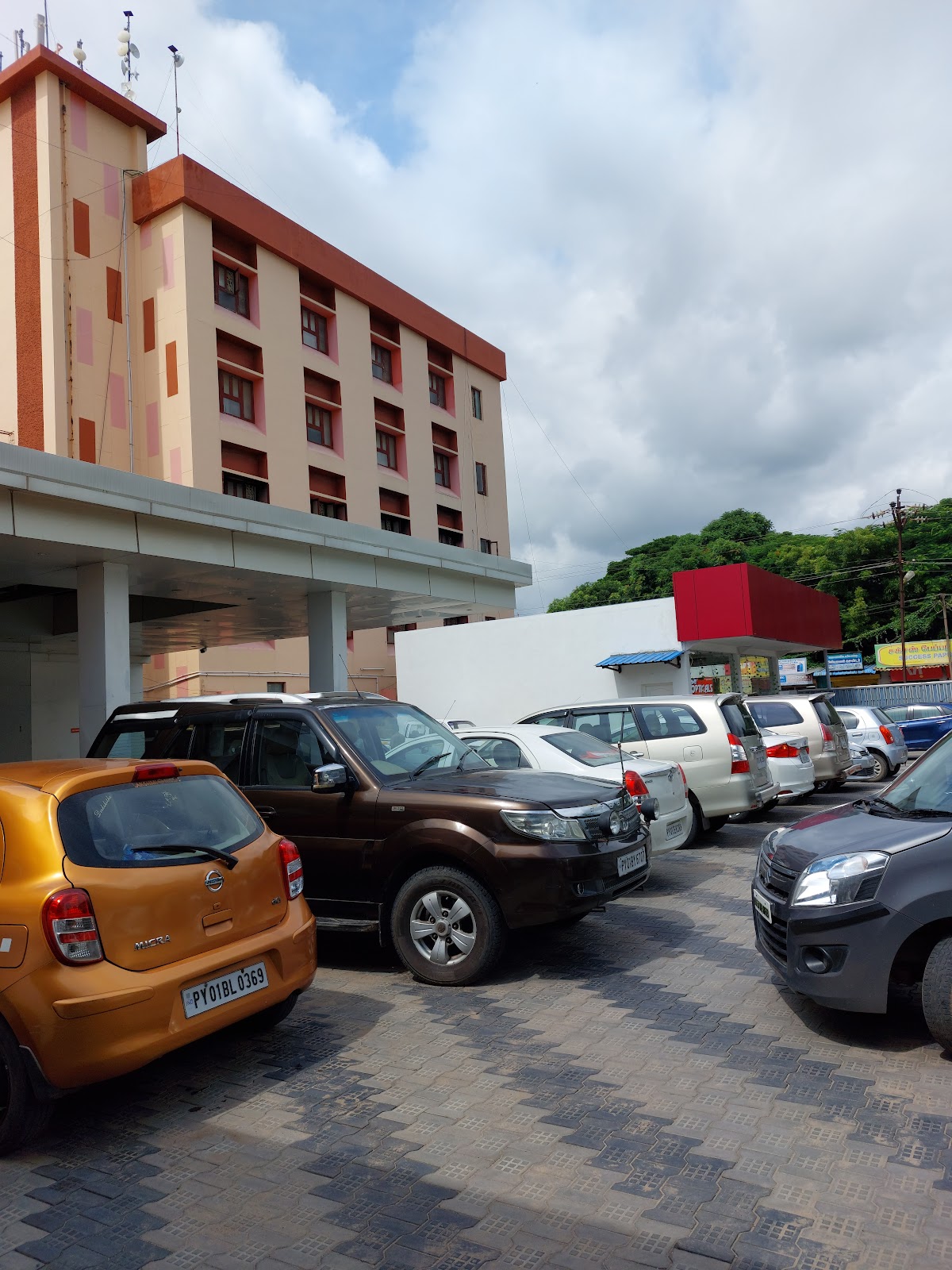 Arcot Woodlands Hotel