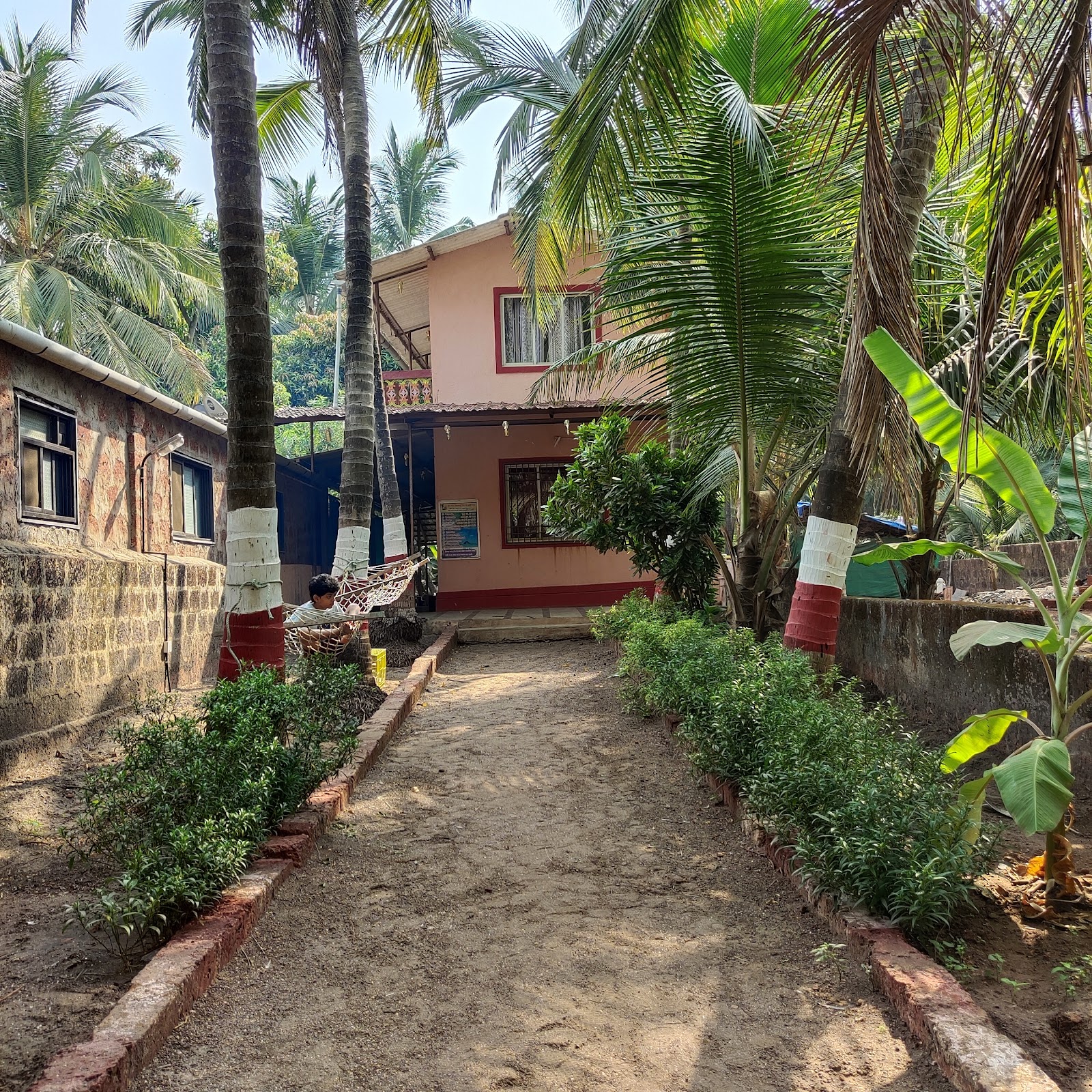 HOTEL CHAITANYA NIWAS