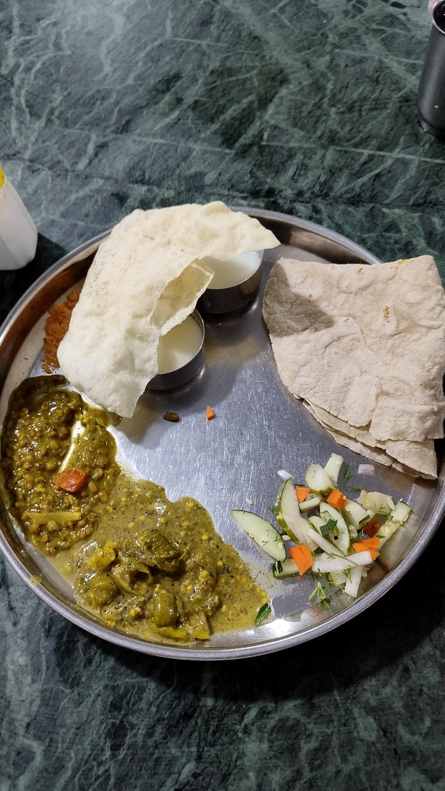 Sri Veerabhadreshwara Hotel